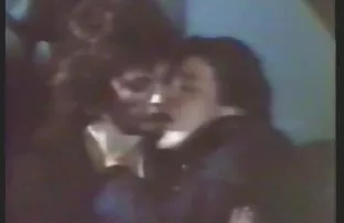 ლესბოსელი გაფუჭებული